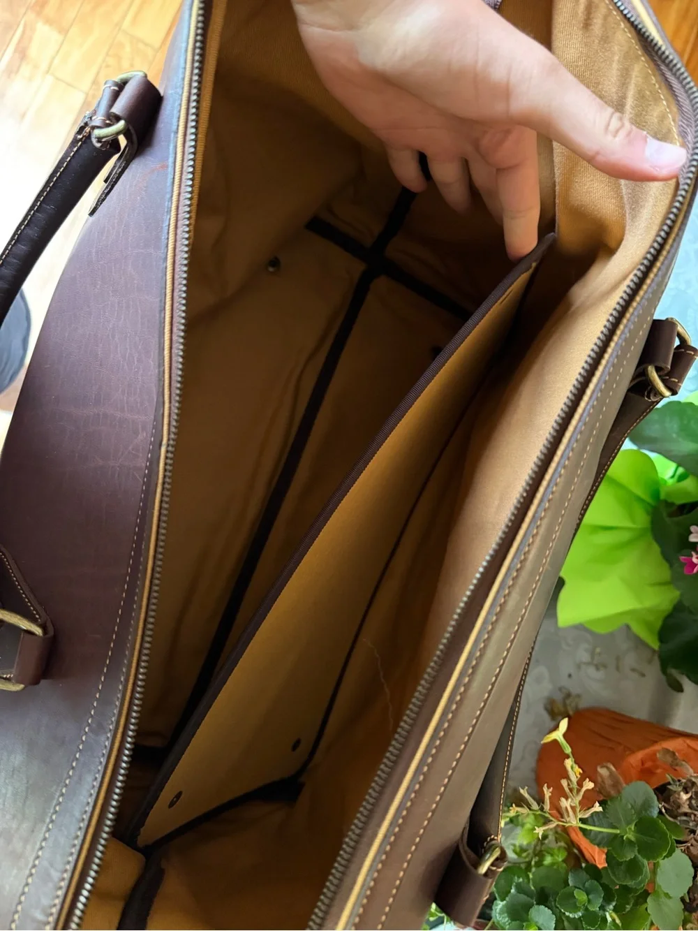 Men's Leather Duffel Bag - Dark Brown Travel Carryall